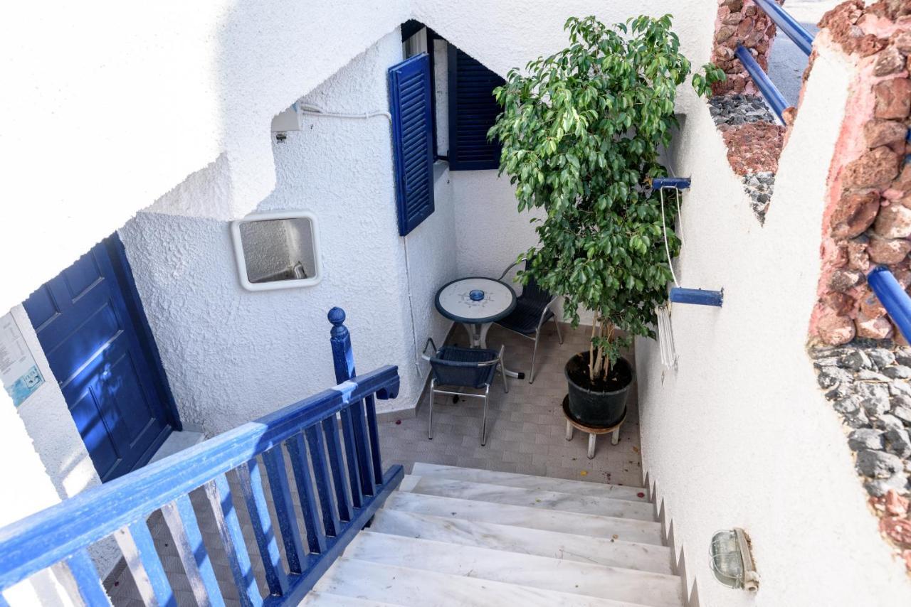 Porto 3* Perissa (Santorini)