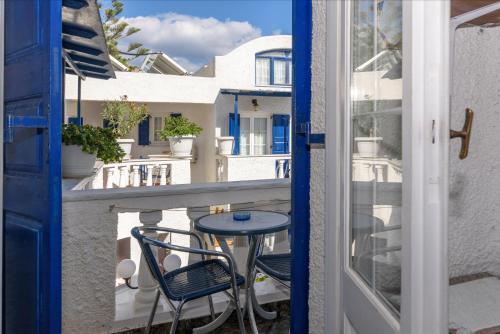 Porto Perissa (Santorini)